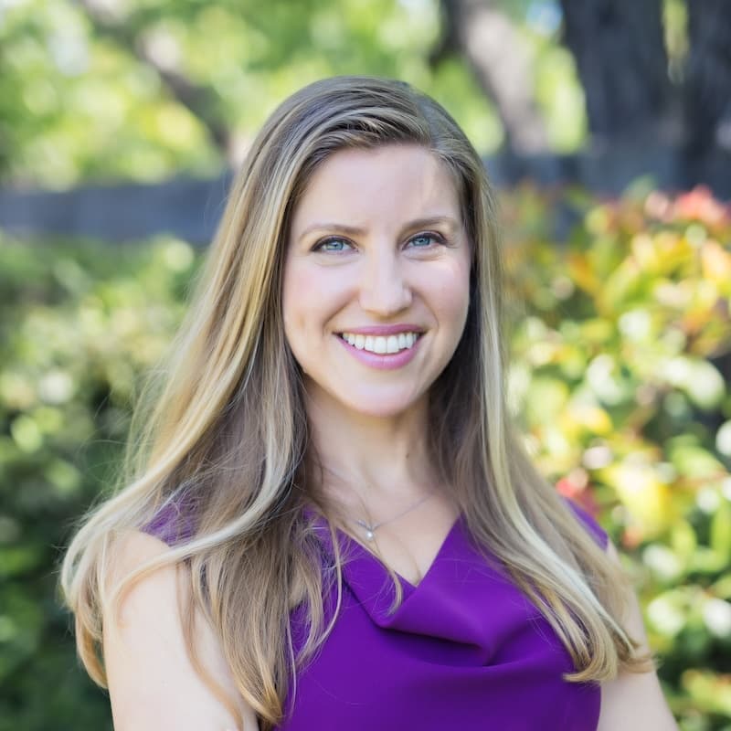 Rebecca Weekly - AI Keynote Speaker